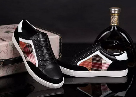 Burberry Fashion Men Sneakers--042